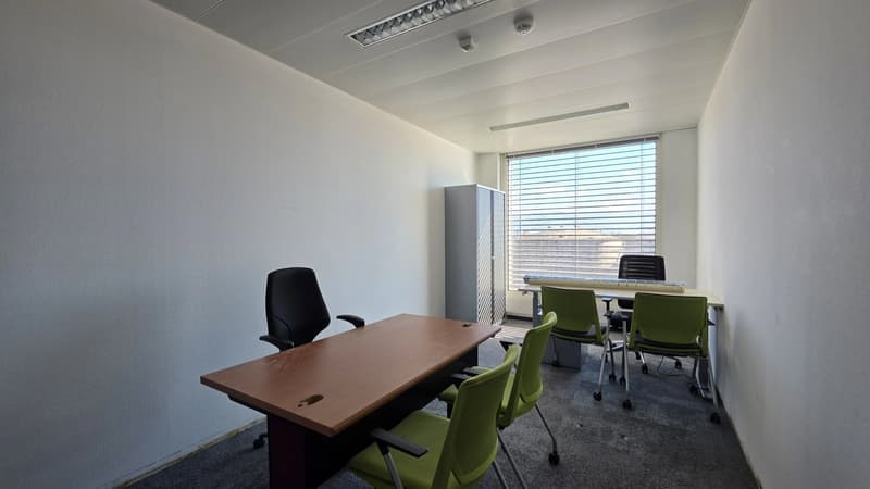 FURNISHED OFFICES ON HIGH FLOOR ? BLANDONNET (3)