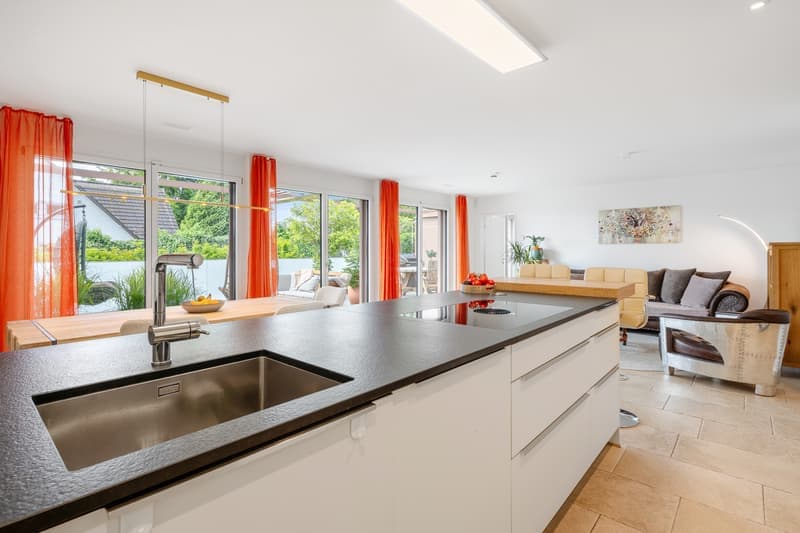 Geräumige 4.5-Zimmer-Wohnung mit Balkon in Kloten – sofort verfügbar! (4)