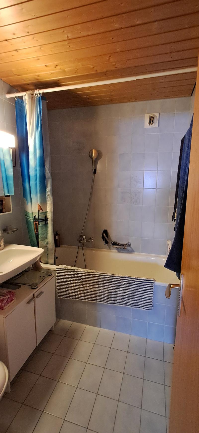 Charmant appartement en attique de 2.5 pièces à Tolochenaz (9)