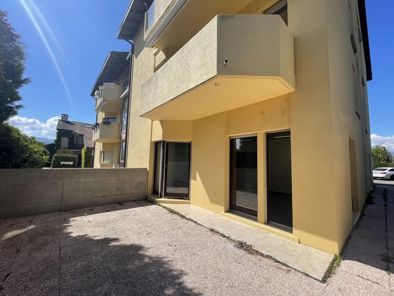 In affitto: Ufficio / Locale professionale a Bogis-Bossey (6)