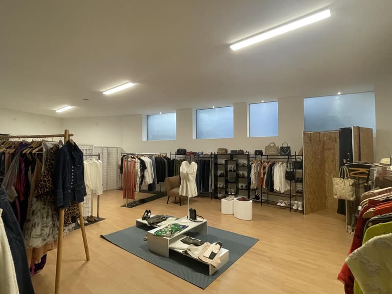 Lokal Gewerbeimmobilie von 95 m2 im Herzen von Nyon (1)