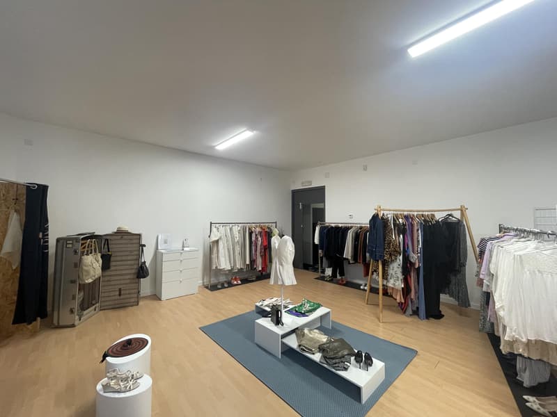 Arcata commerciale di 320 m2 nel cuore di Nyon (13)