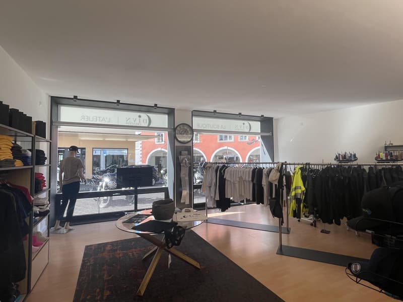 Arcata commerciale di 320 m2 nel cuore di Nyon (4)