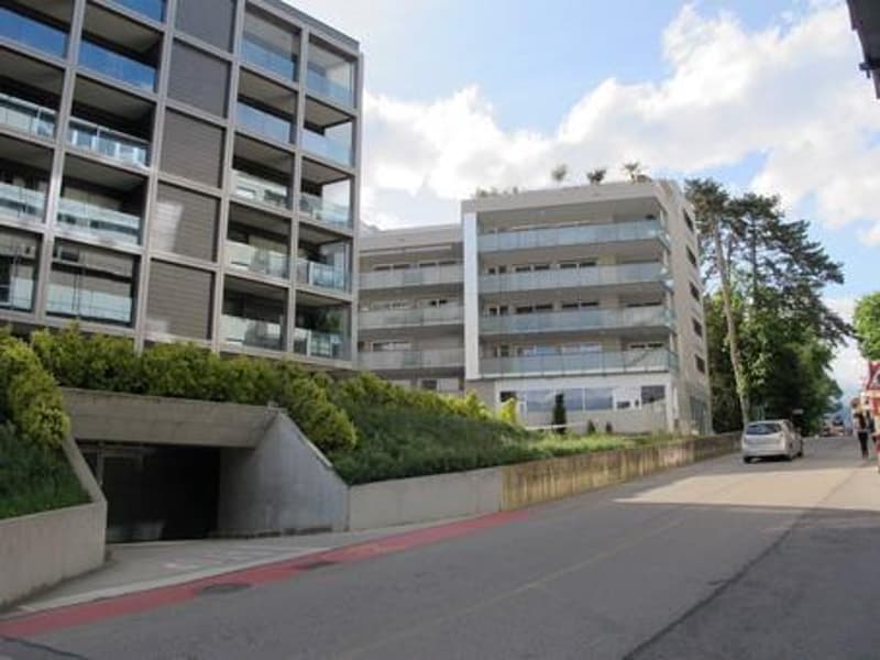 Posto auto interno nel cuore di Nyon (4)