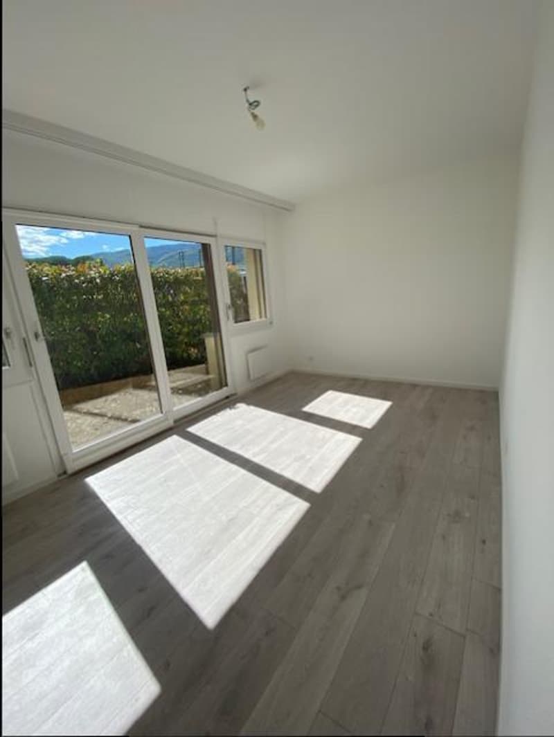 Wohnung 3.5 Zimmer - Mit Gartennische (5)