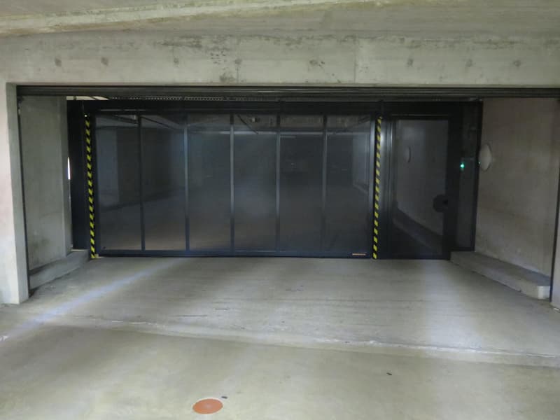 PARKING SOUTERRAIN GARE (5)