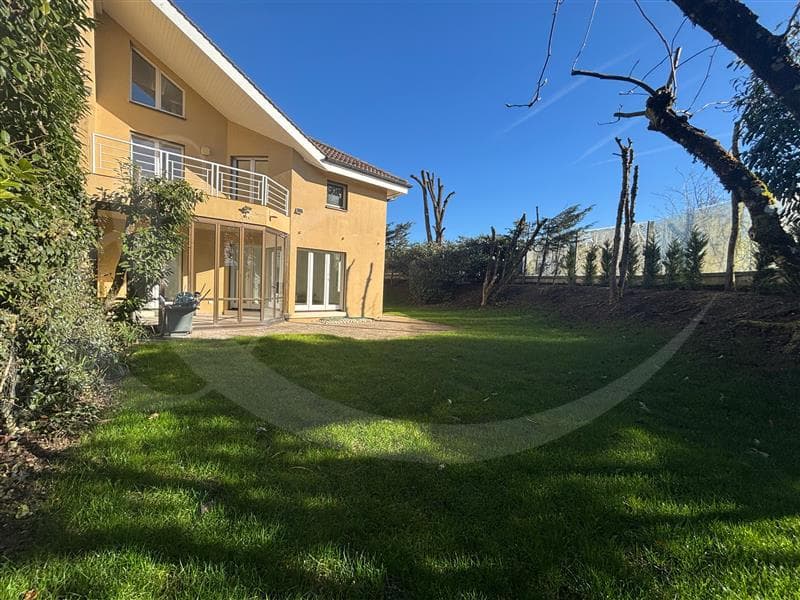 Chem. des Troiselles 36, Villa incantevole con giardino (1)