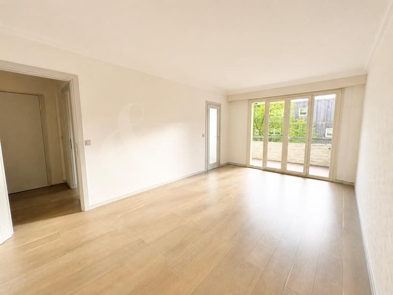 Beautiful crossing 4-room apartment ? Bright, calm and ideally located in Saint Jean (1)