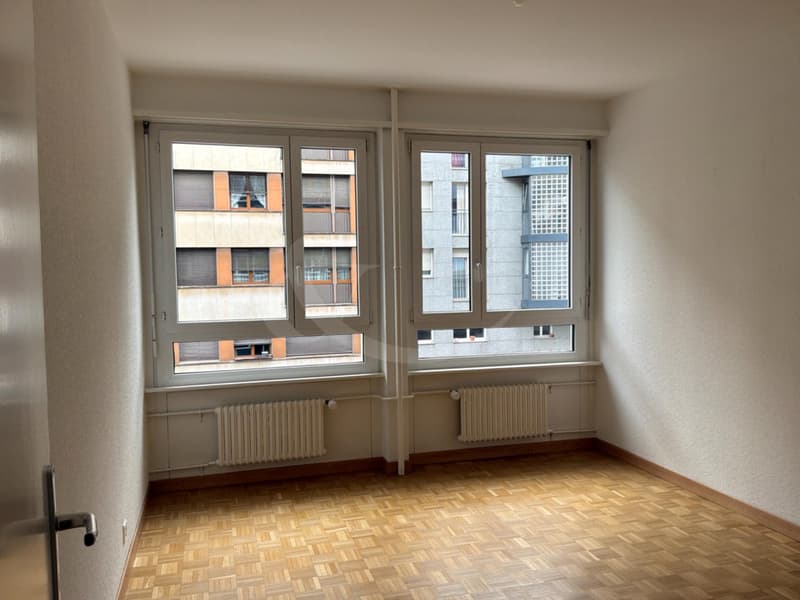 Rue de Carouge 12, Neuwertiges 3.5-Zimmer-Apartment (2)