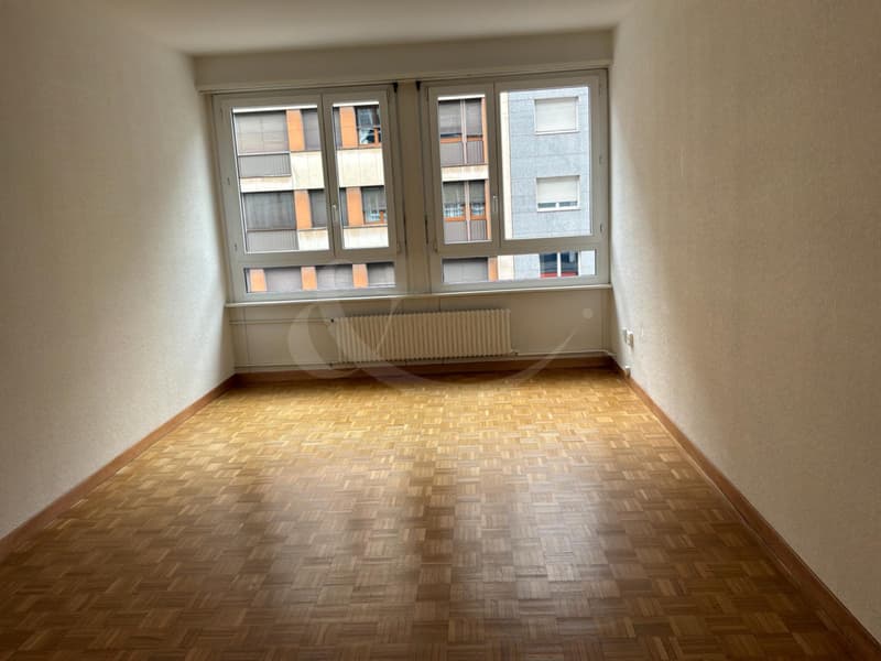 Rue de Carouge 12, Neuwertiges 3.5-Zimmer-Apartment (1)