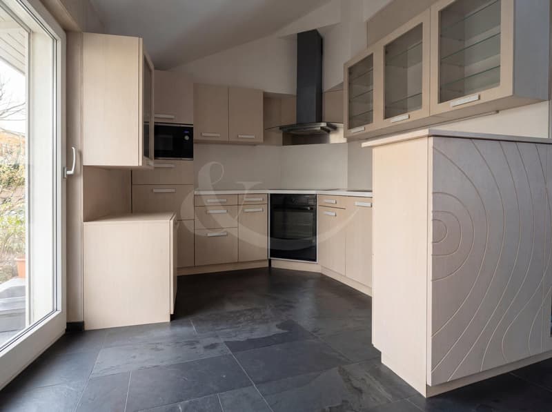 Route de Malagnou 231, Ampio appartamento duplex di 6 locali (3)