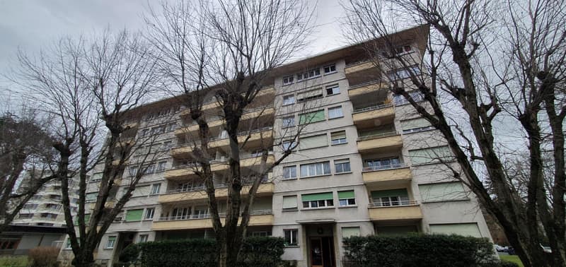 Ch. Des Semailles 11A-B 13 A-B, Parking extérieur (1)