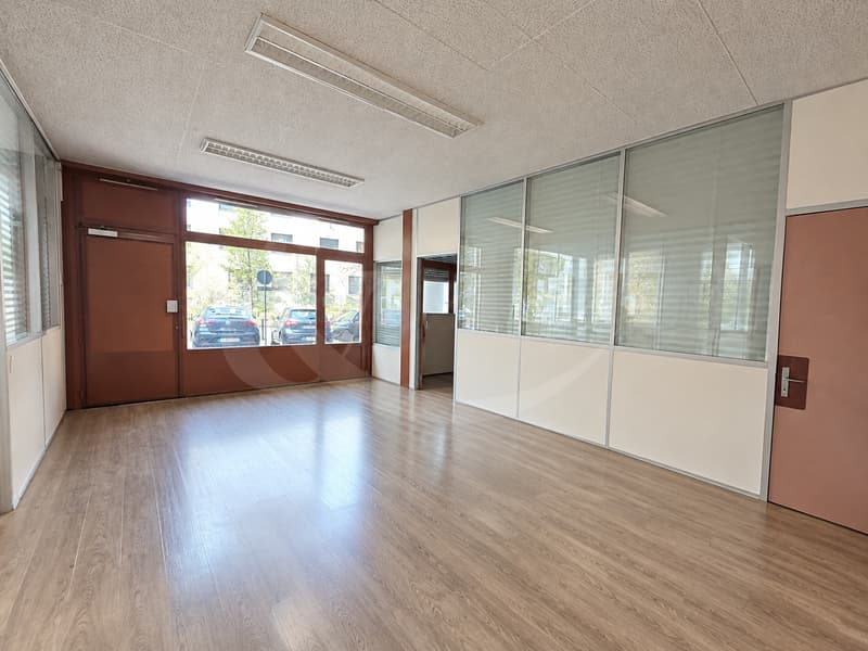 Carouge ? Surface commerciale de 745 m² au rez, en deux lots PPE, louée jusqu'en 2027 (4)