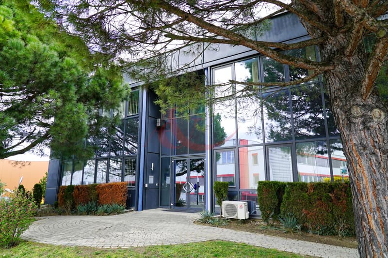 Modernes und funktionales Büro in Crissier (5)