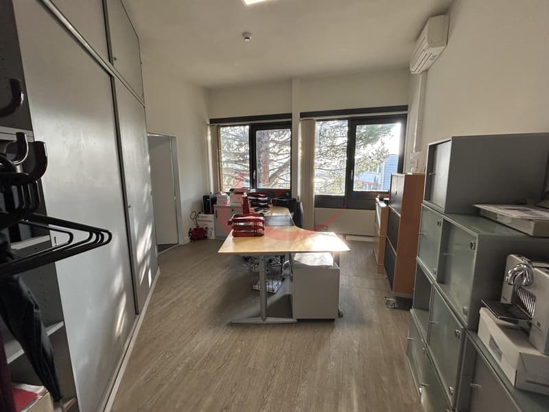Modernes und funktionales Büro in Crissier (4)
