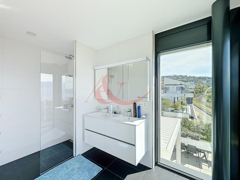 Résidence contemporaine avec vue sur le lac et les Alpes - La Conversion (7)