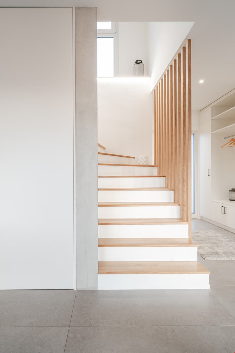 escalier et entrée