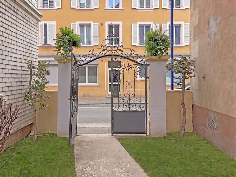 Vallorbe, Mietshaus mit 3 Wohnungen (13)