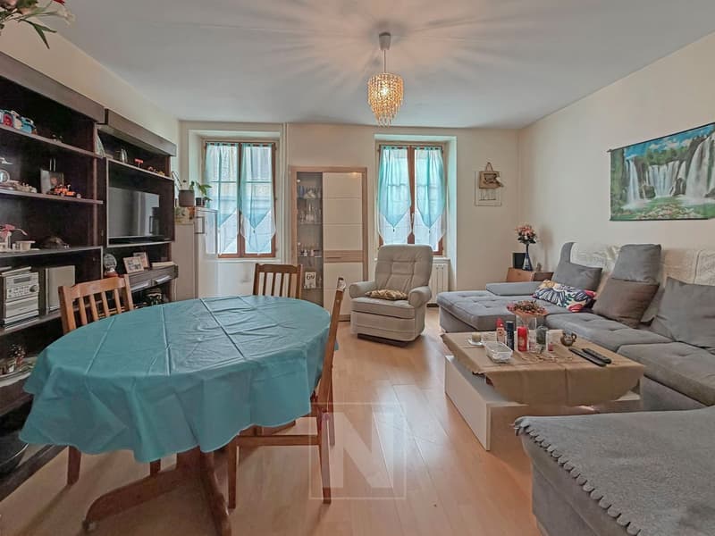 Rental building with 3 apartments in Vallorbe (9)