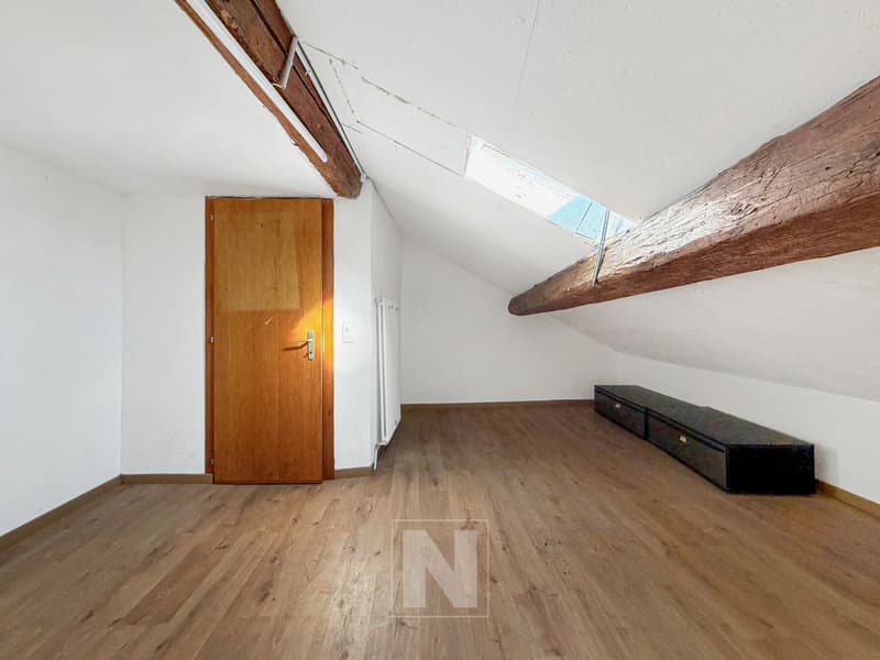 Orbe, semi-detached house of approximately 215 m2, consisting of two apartments (13)