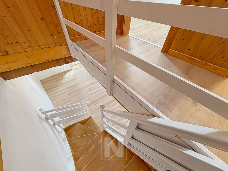 Orbe, semi-detached house of approximately 215 m2, consisting of two apartments (10)