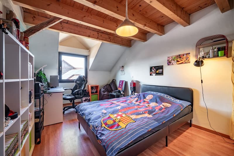 Casa di circa 180 m2 con 2 appartamenti a Valeyres-sous-Ursins (11)