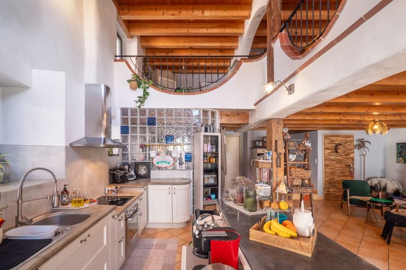 Casa di circa 180 m2 con 2 appartamenti a Valeyres-sous-Ursins (5)
