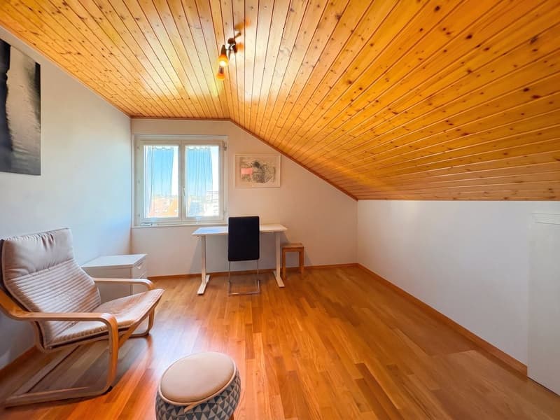 Apartment in the city center, approx. 124 m2, with a very beautiful view! (11)