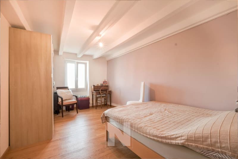 Begnins - Village house with 5.5 rooms and 163m2 living space with expansion potential (9)