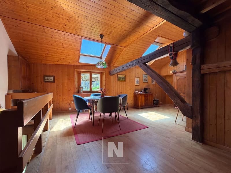 Les Charbonnières, old farm to renovate approx. 230 m2 + 2-room apartment (8)