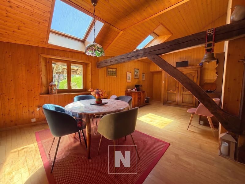 Les Charbonnières, old farm to renovate approx. 230 m2 + 2-room apartment (10)