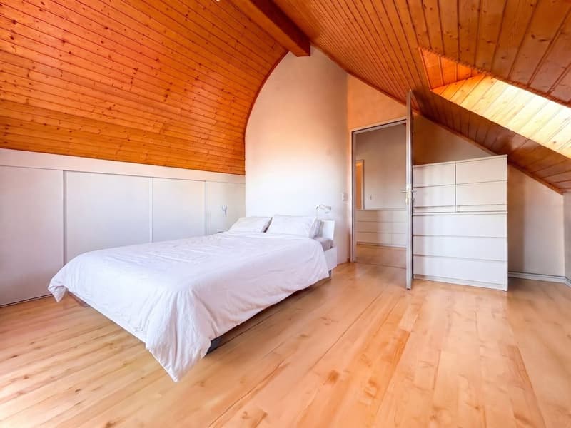 Apartment with 4.5 rooms for sale in Morges - 124 m2, with fireplace and balcony! (11)
