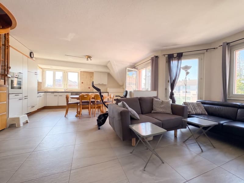 Appartamento in vendita a Morges di 4,5 locali - 124 m2, con camino e balcone! (1)