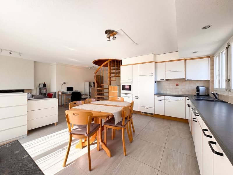 Apartment with 4.5 rooms for sale in Morges - 124 m2, with fireplace and balcony! (4)