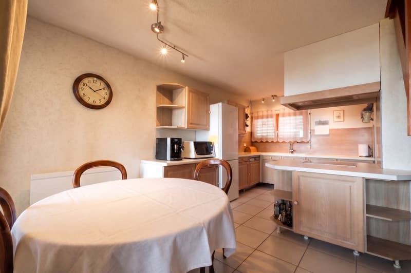 Semi-detached house for sale with 4.5 rooms in Arzier-Le Muids - 131 m², garden and open view (6)