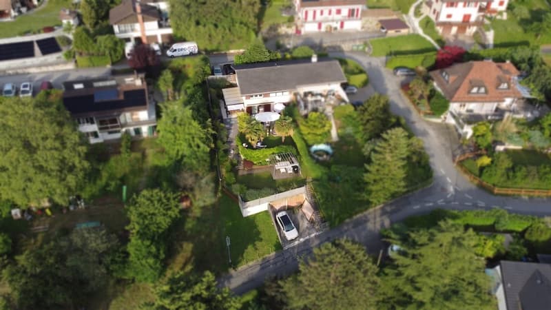 Appartement à vendre à Vufflens - 4,5 pièces de 131m2 avec un grand jardin ! (2)