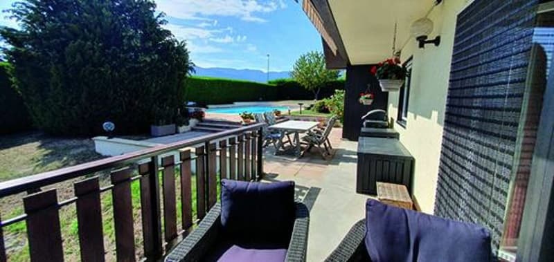 Villa indipendente con 9 locali a Sauverny (14)