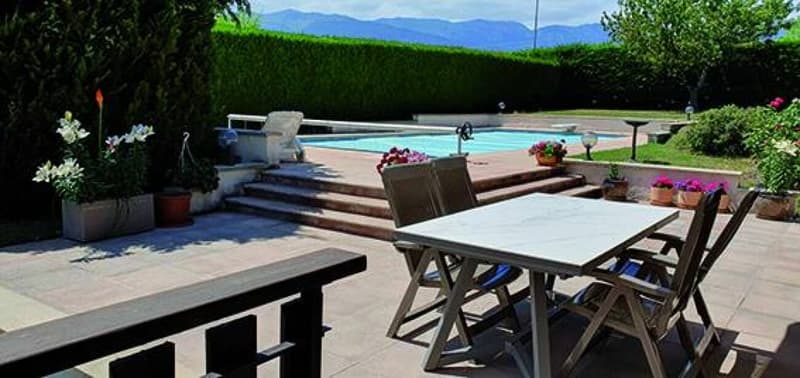 Villa indipendente con 9 locali a Sauverny (13)