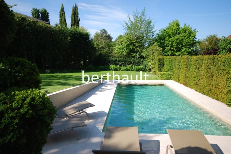 COLLONGE-BELLERIVE - EXCLUSIVITE - Magnifique villa avec piscine sans vis-à-vis (1)