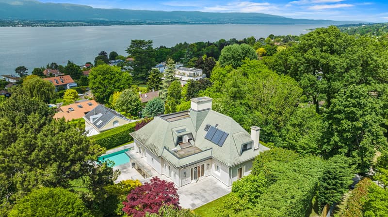 ANIÈRES - Prachtvolle Villa mit Panoramablick auf den See (32)