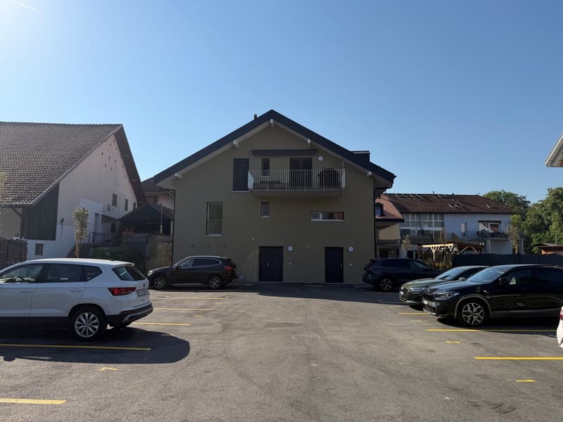 Beautiful new 3.5-room apartment in the lovely village of Mathod (8)