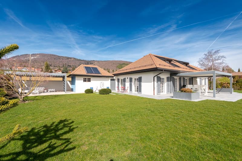 Charmante villa individuelle avec vue sur le lac, les Alpes et le Jura (1)