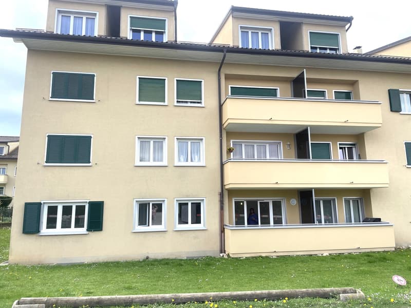Appartement de 2.5 pièces avec balcon (1)