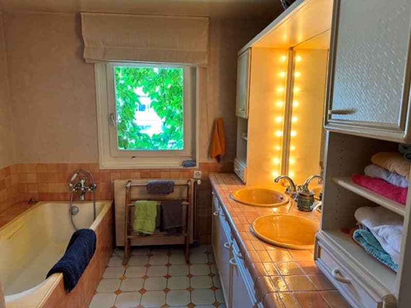 Charming village house with unique character (9)