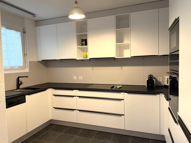 Schönes möbliertes 3.5-Zimmer-Apartment mit Garten (4)