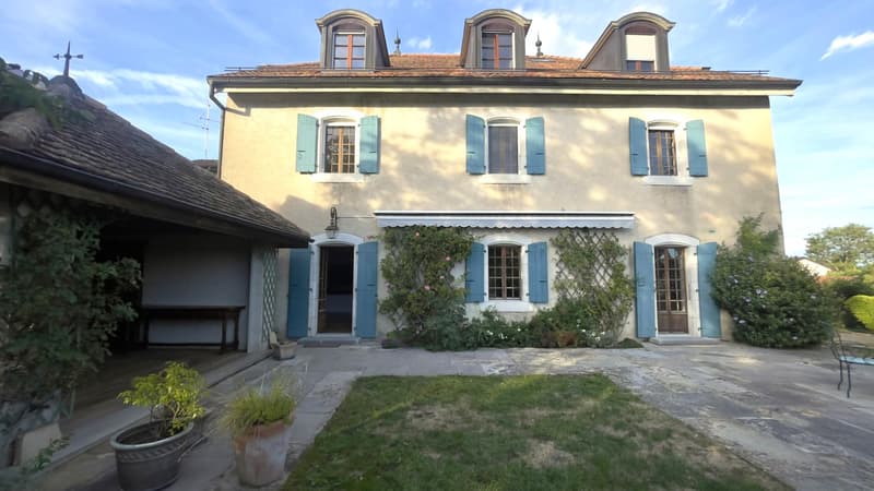 Magnifique propriété de 6,5 pièces dans un corps de ferme avec grand jardin privatif (3)