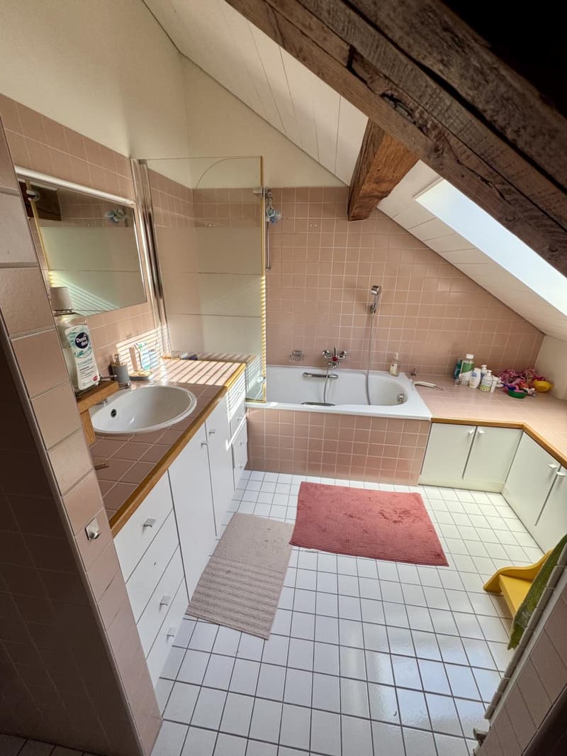 Grand duplex de 5.5 pièces avec balcon au coeur de Nyon (9)