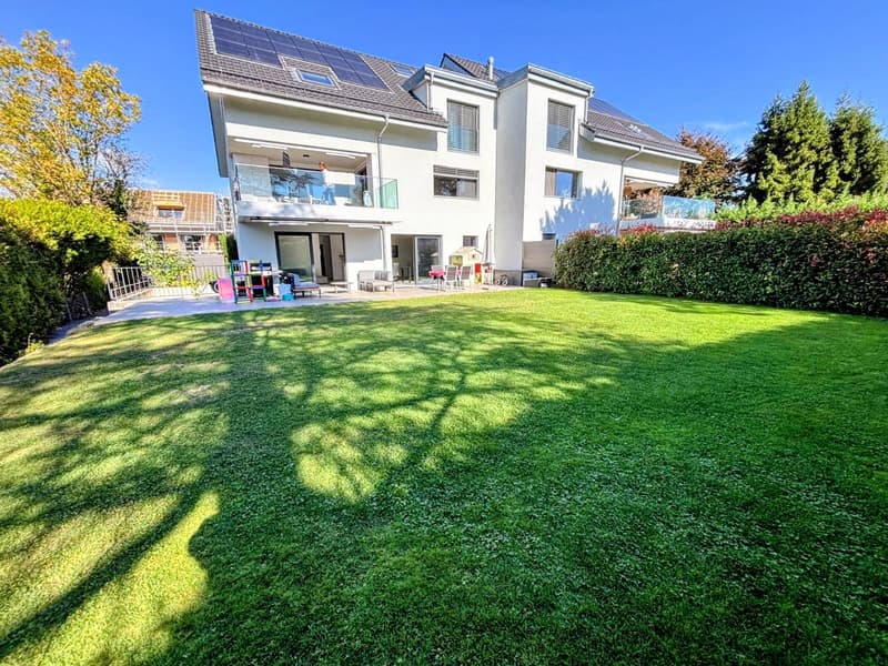 Bel appartement de 4.5 pièce en duplex, avec jardin (1)