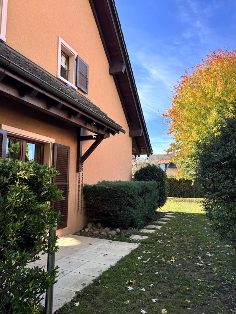 Charmante villa jumelle de 5.5 pièces (4)