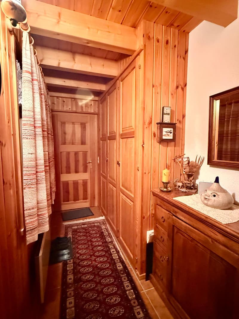 Chalet de 6.5 pièces avec vue panoramique sur les montagnes à Anniviers (4)